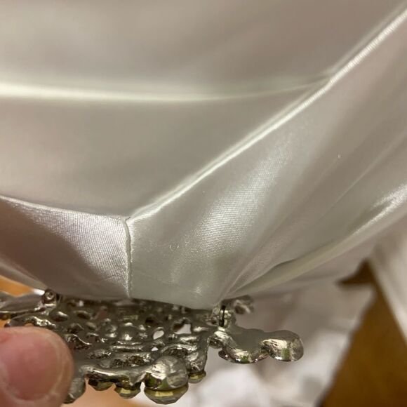 NWT Cinderella Design satin a-line wedding dress size small - Picture 5 of 13